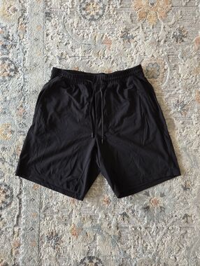 Men's Lululemon Black Athletic Drawstring Shorts